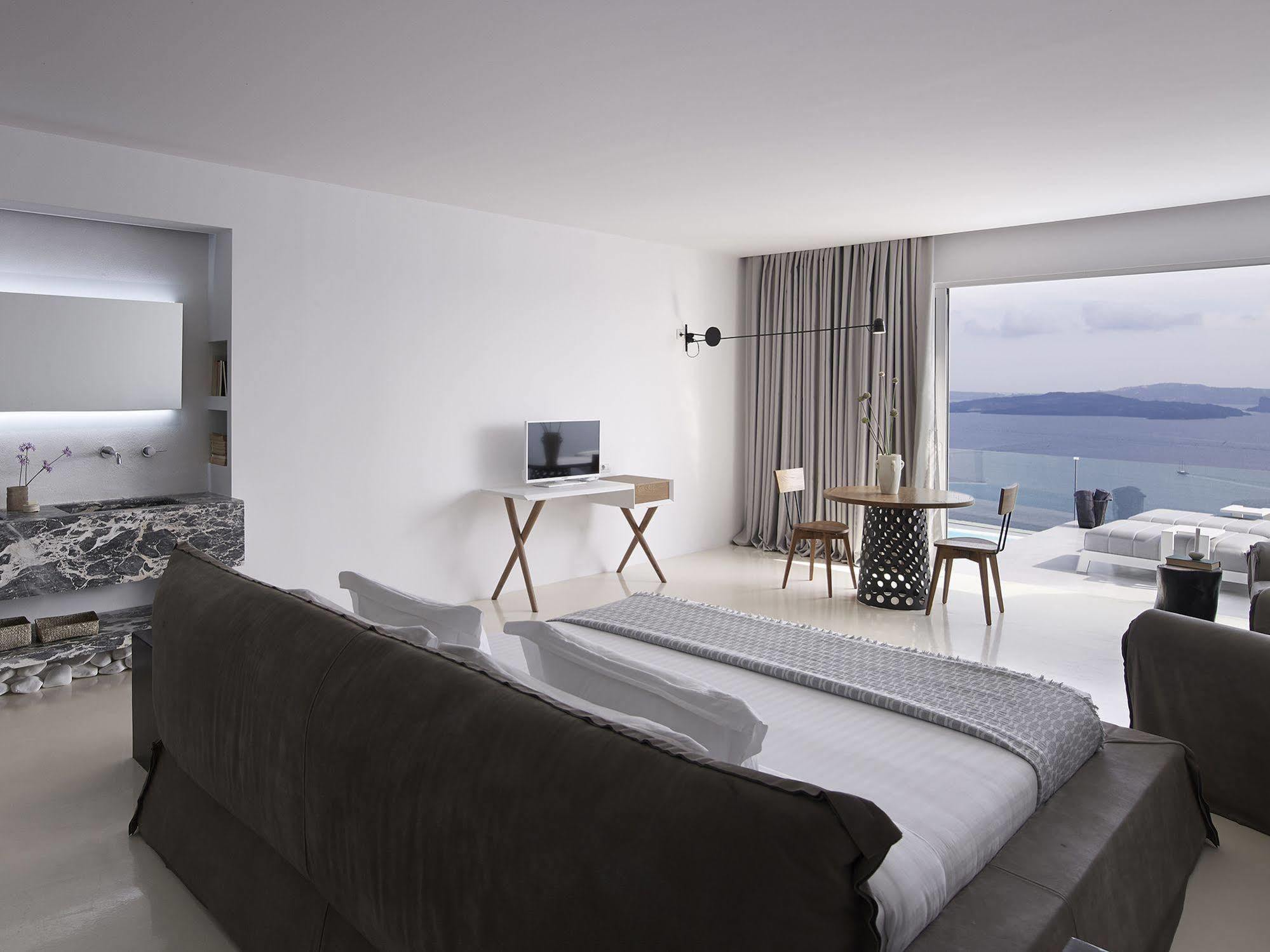Mythique Villas & Suites Oia  Exterior photo
