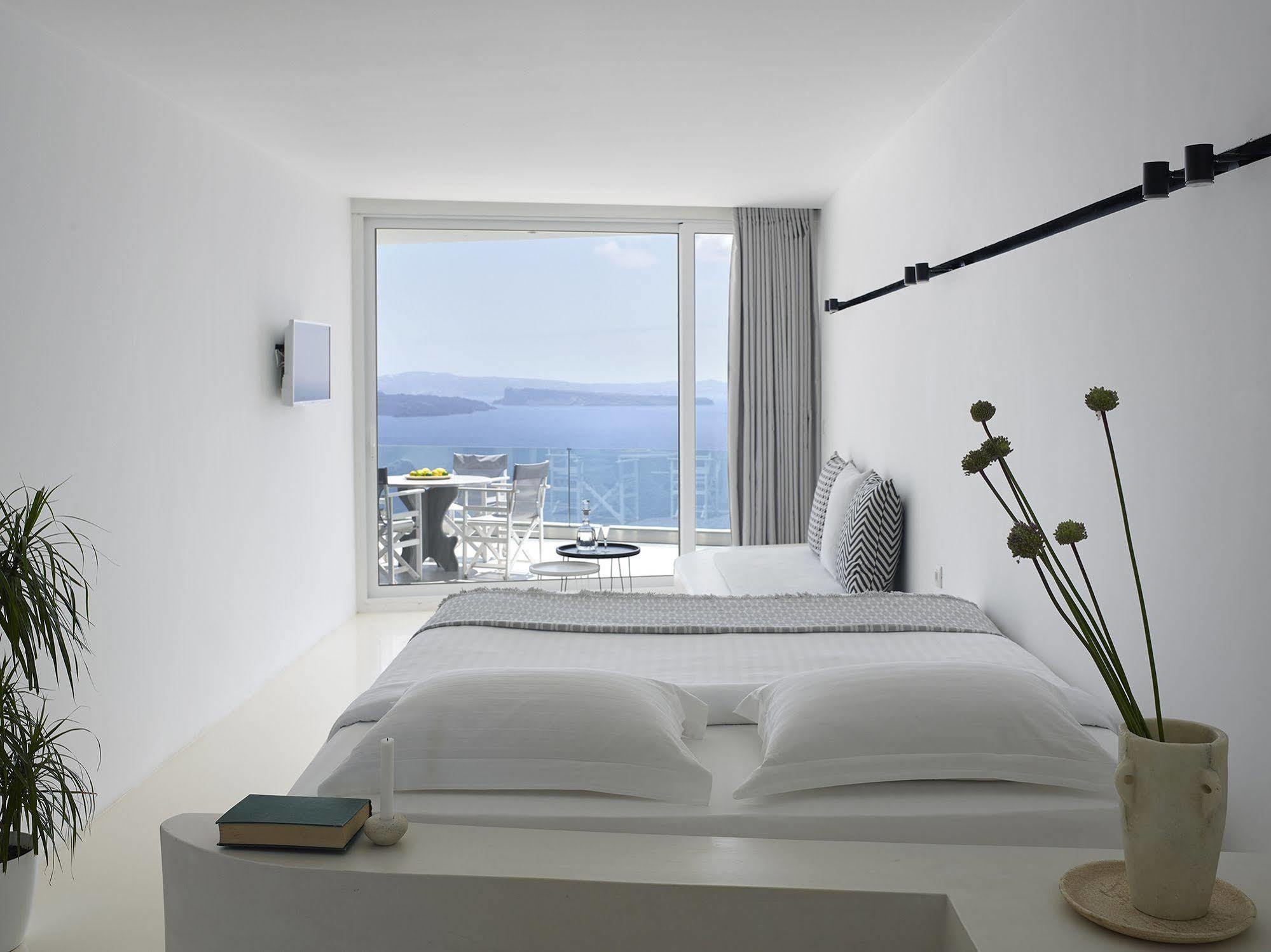 Mythique Villas & Suites Oia  Exterior photo