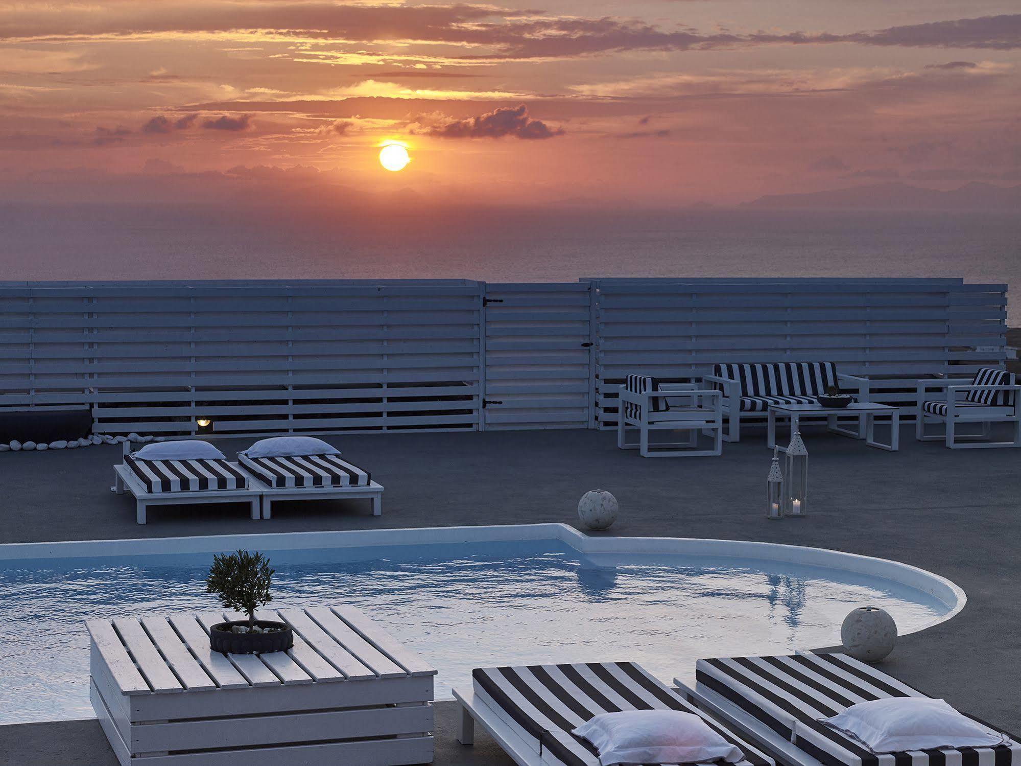 Mythique Villas & Suites Oia  Exterior photo