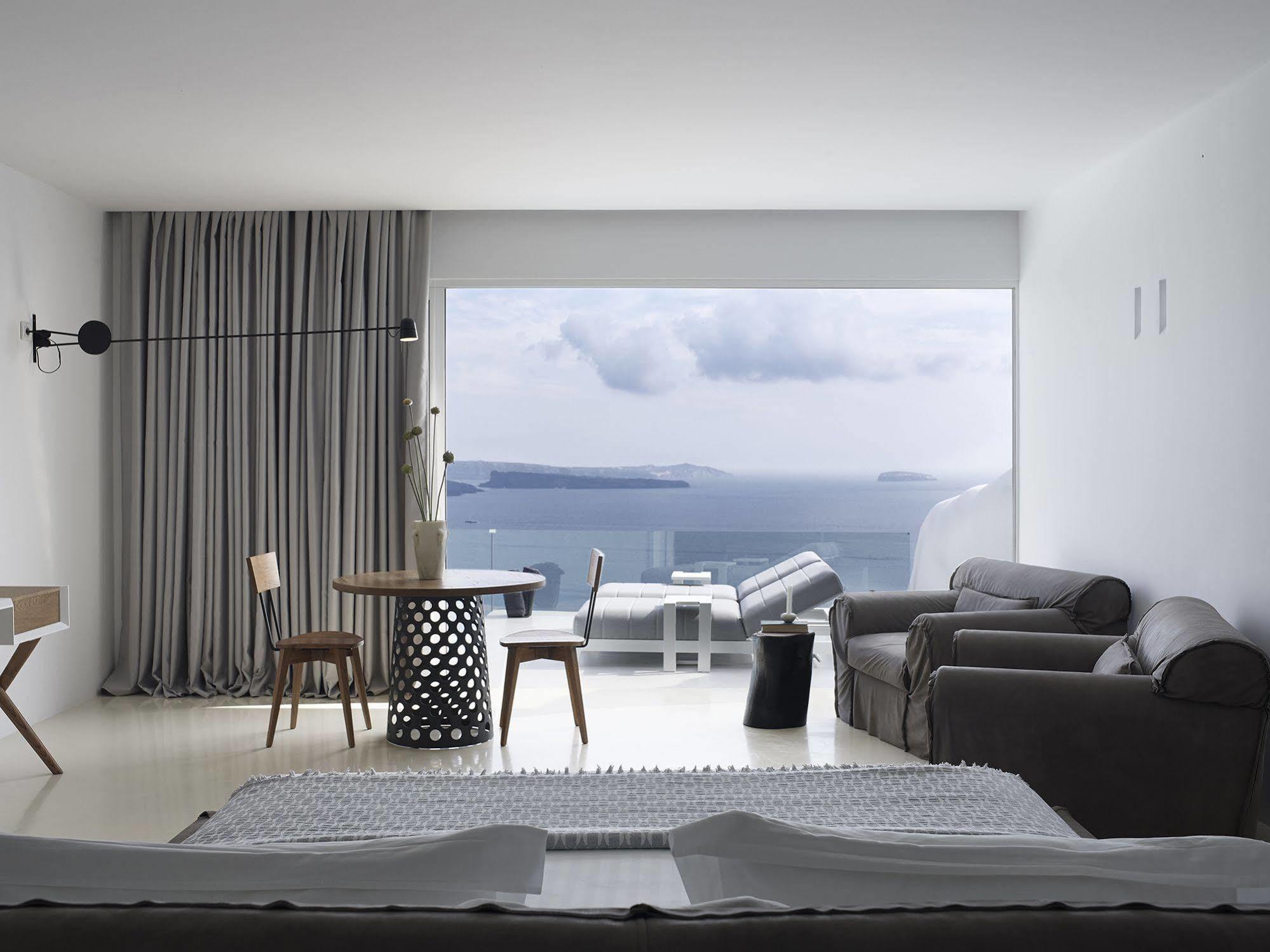 Mythique Villas & Suites Oia  Exterior photo