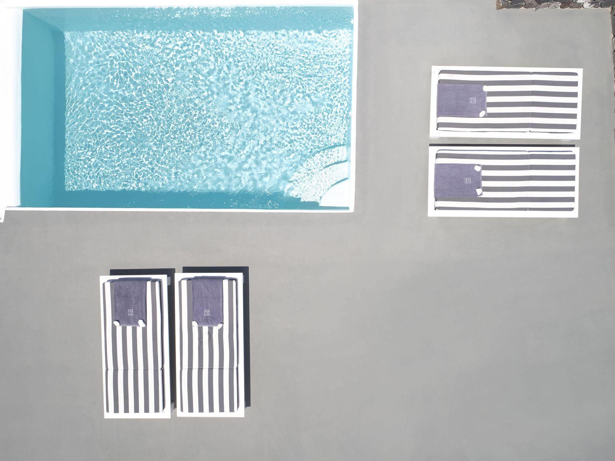 Mythique Villas & Suites Oia  Exterior photo