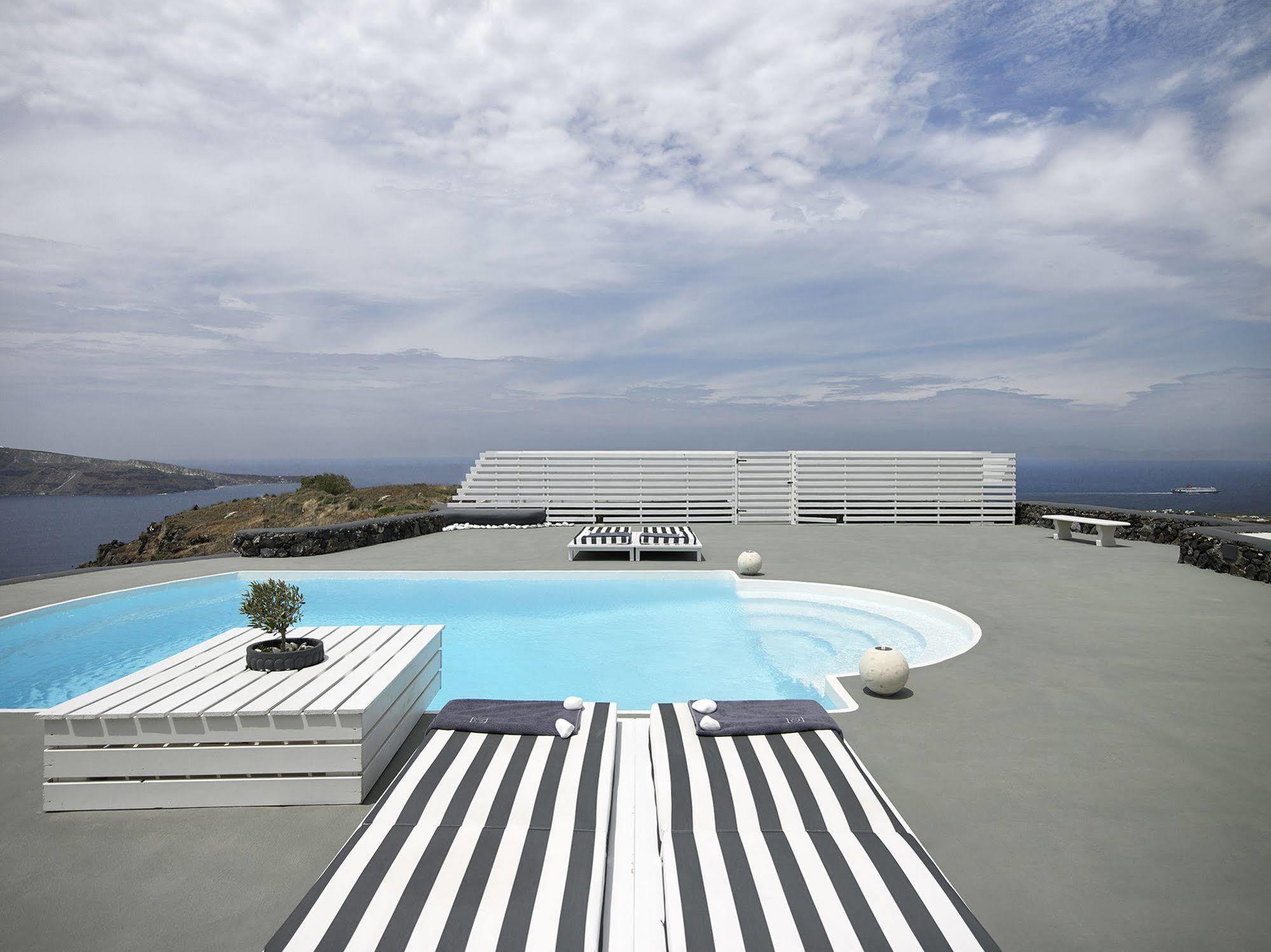 Mythique Villas & Suites Oia  Exterior photo