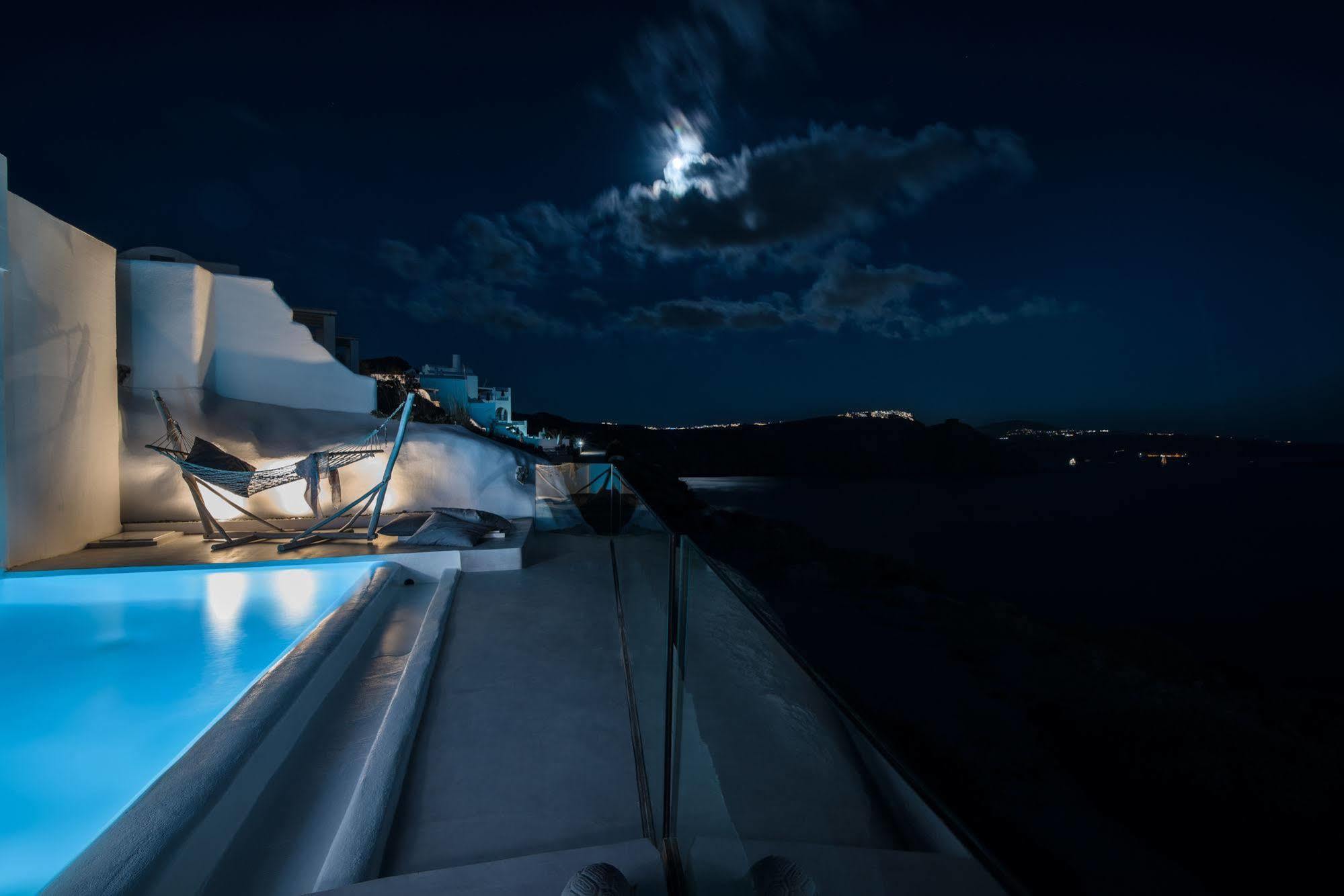 Mythique Villas & Suites Oia  Exterior photo